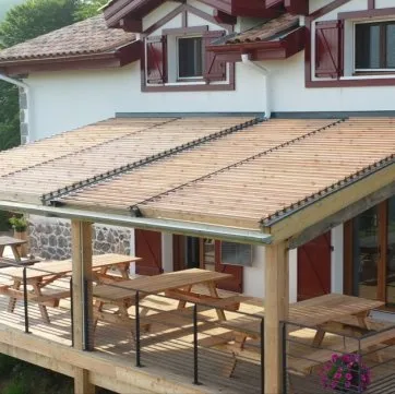 Pergola mit 27-mm-Lamellen